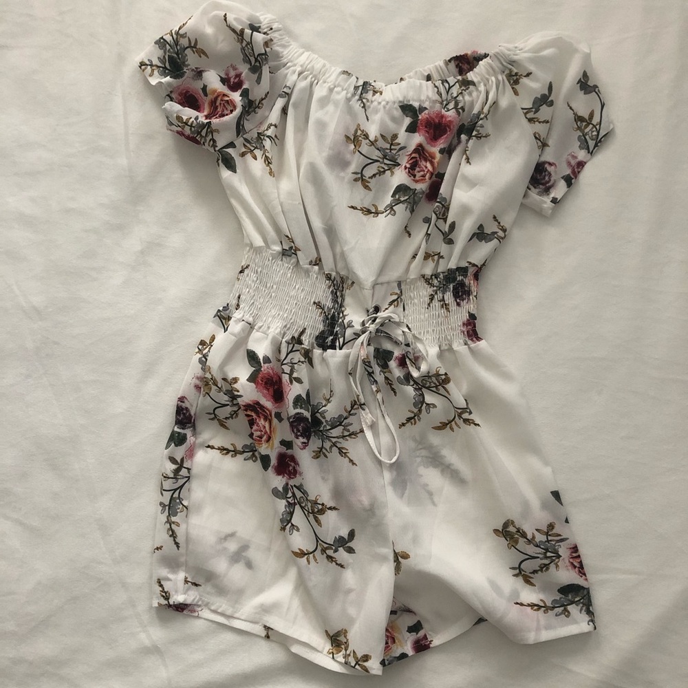 Romwe Floral Romper